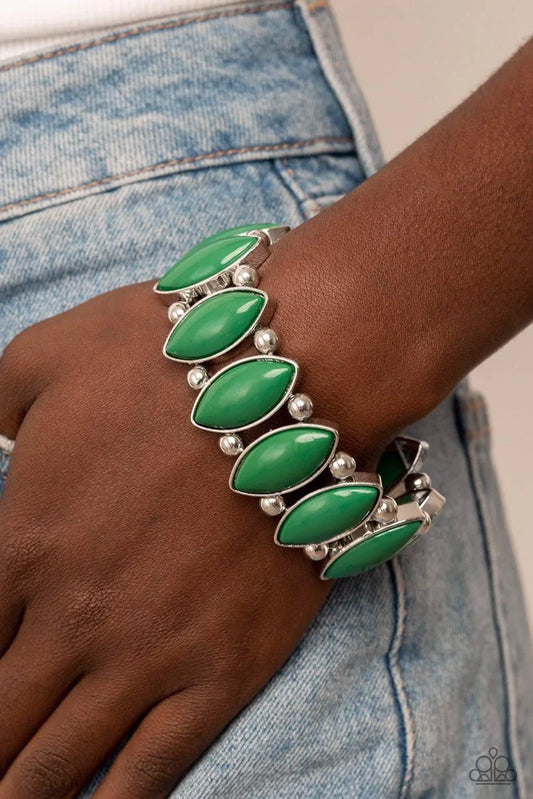 Paparazzi ♥ Cry Me a RIVERA - Green ♥ Bracelet