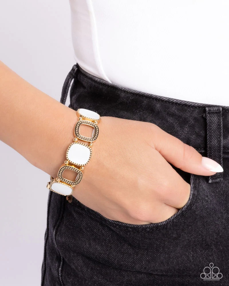 Socialite Shells - Gold Bracelet