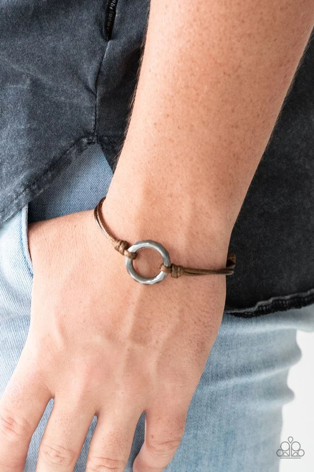 Paparazzi ♥ Urban Outsider - Brown ♥ Bracelet
