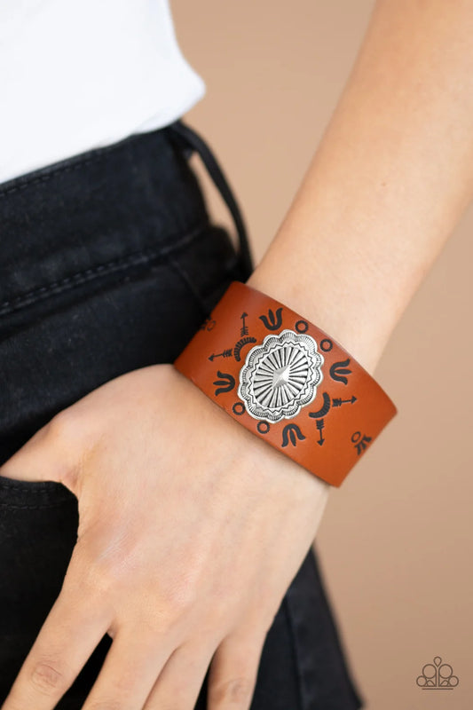 Paparazzi ♥ Desert Badlands - Brown ♥ Bracelet