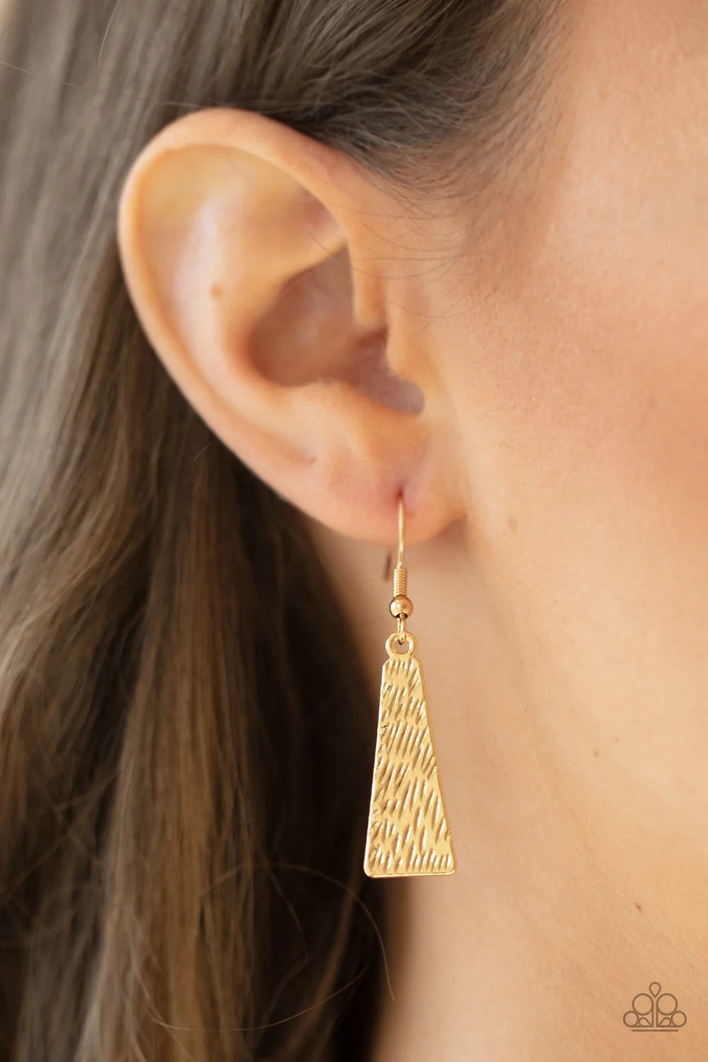 Paparazzi ♥ Happily Ever AFTERSHOCK - Gold ♥ Necklace