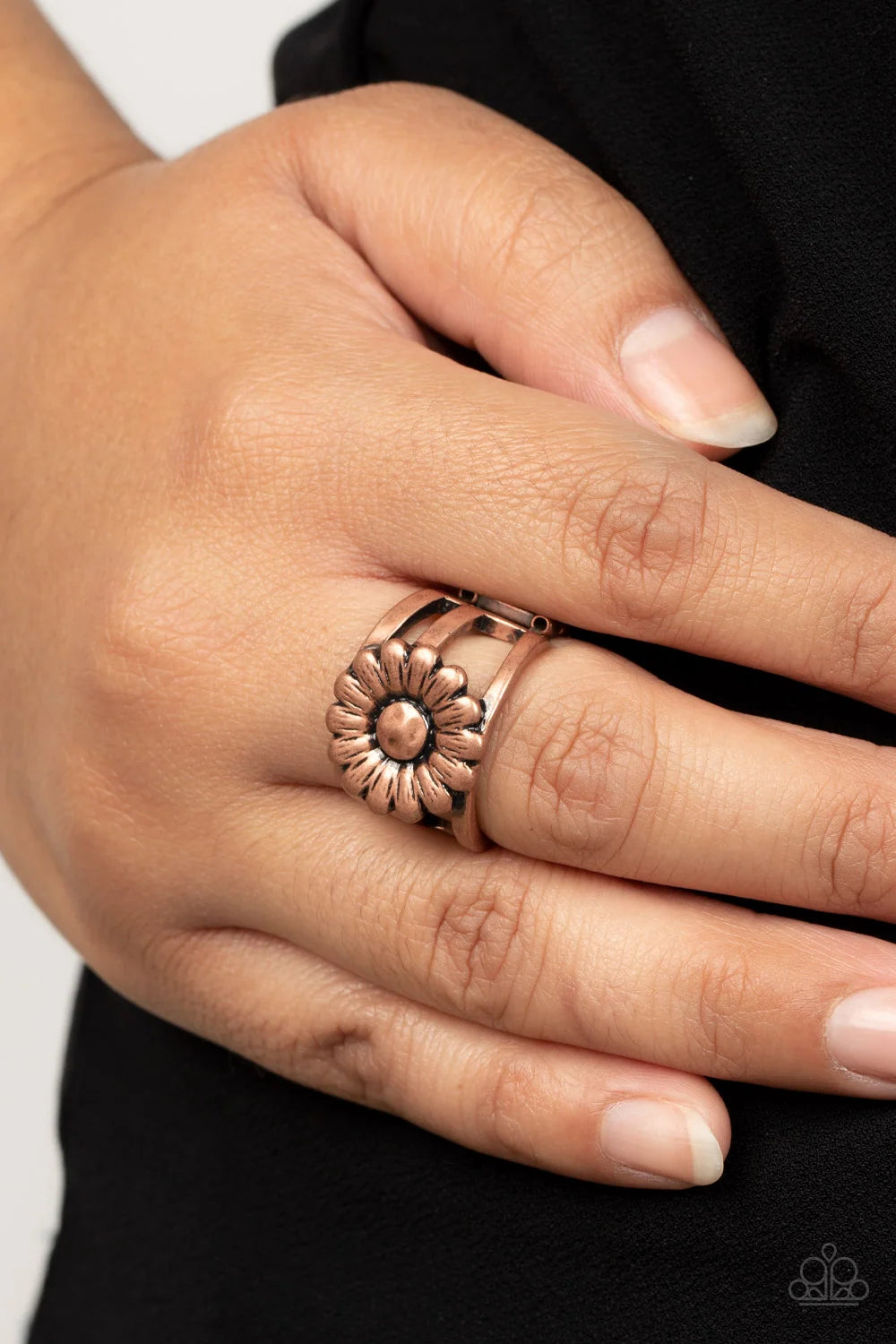 Paparazzi ♥ Roadside Daisies - Copper ♥ Ring