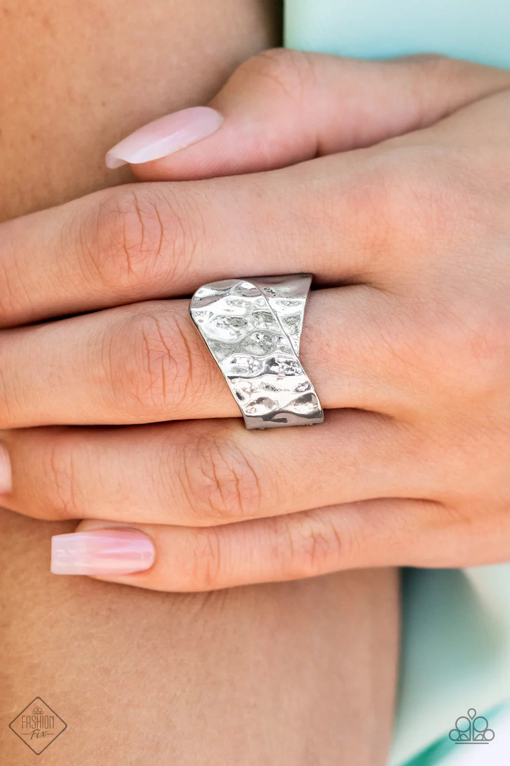 Paparazzi ♥ Hidden Troves - Silver ♥ Rin
