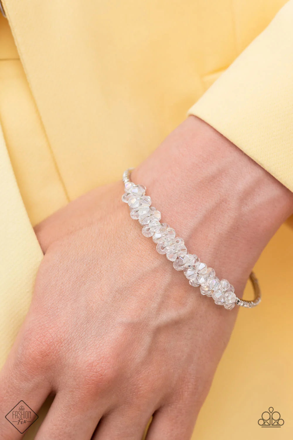 Paparazzi ♥ BAUBLY Personality - White ♥ Bracelet