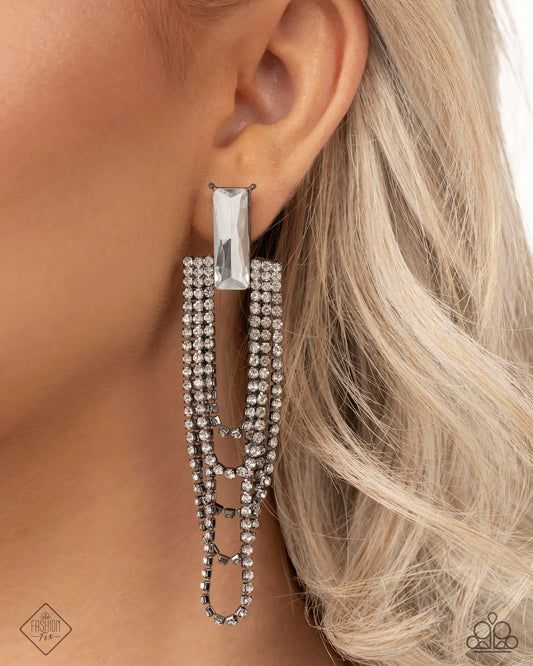 Paparazzi ♥ Resounding Radiance - Black ♥ Post Earrings