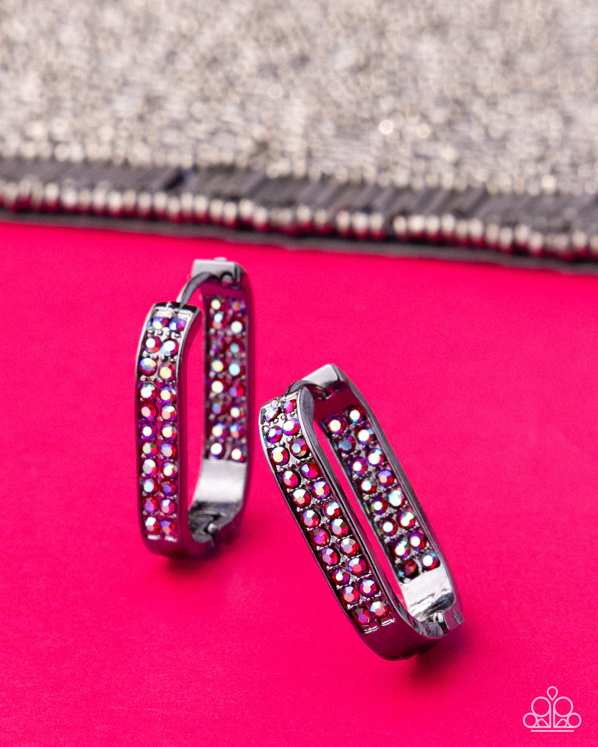 Sinuous Silhouettes - Red