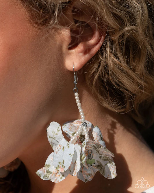 Paparazzi ♥ Flourishing Fantasia - Blue ♥ Earrings