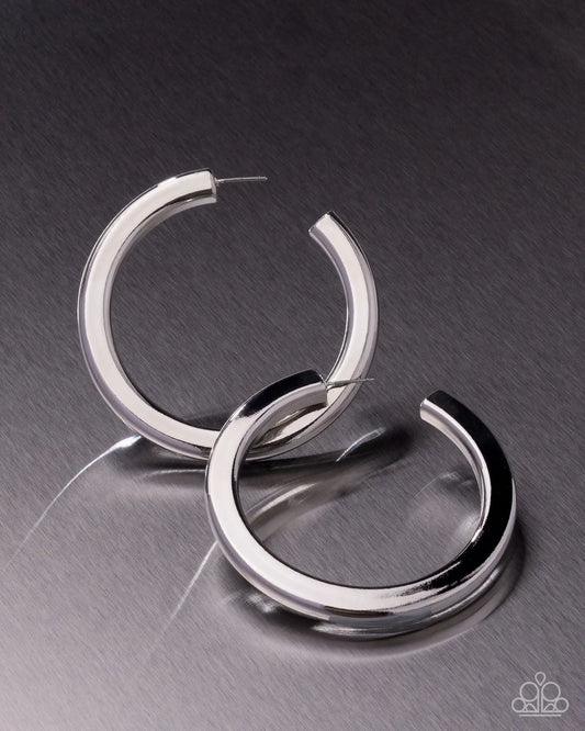Paparazzi ♥ Sleek Spotlight - Silver ♥ Earrings