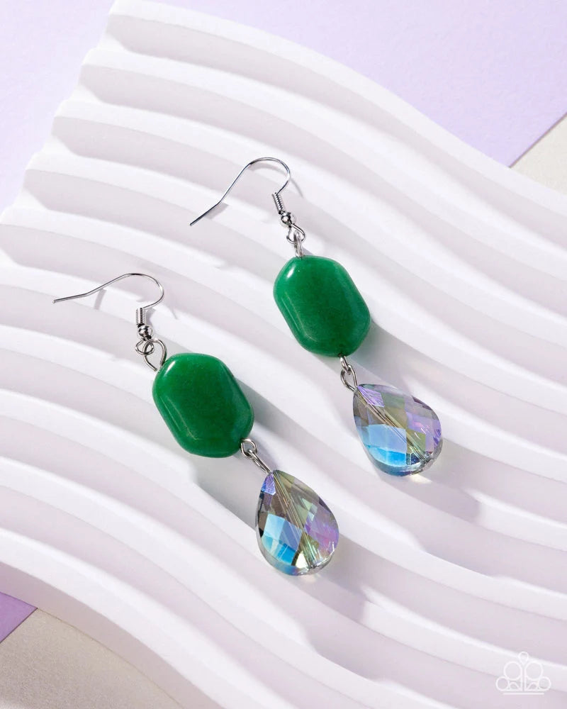 Paparazzi ♥ Brilliant Beauty Queen - Green ♥ Earrings