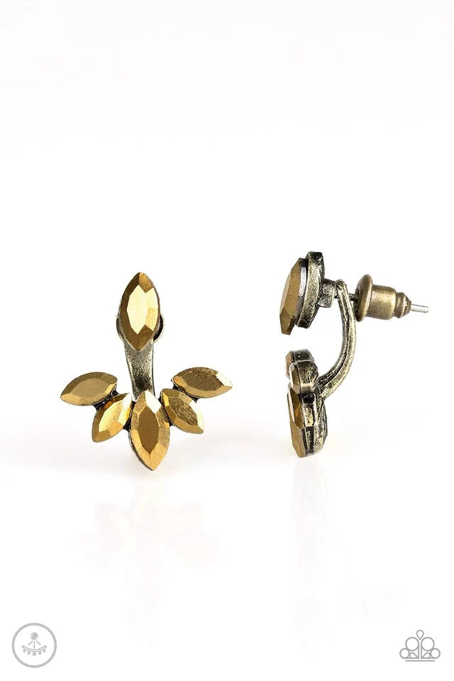 Paparazzi ♥ Radical Refinement - Brass ♥ Post Earrings