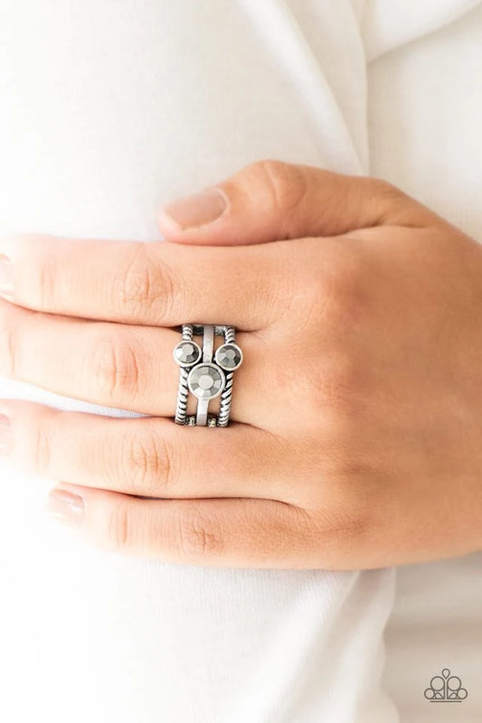 Paparazzi ♥ Head In The Stars - Silver ♥ Ring