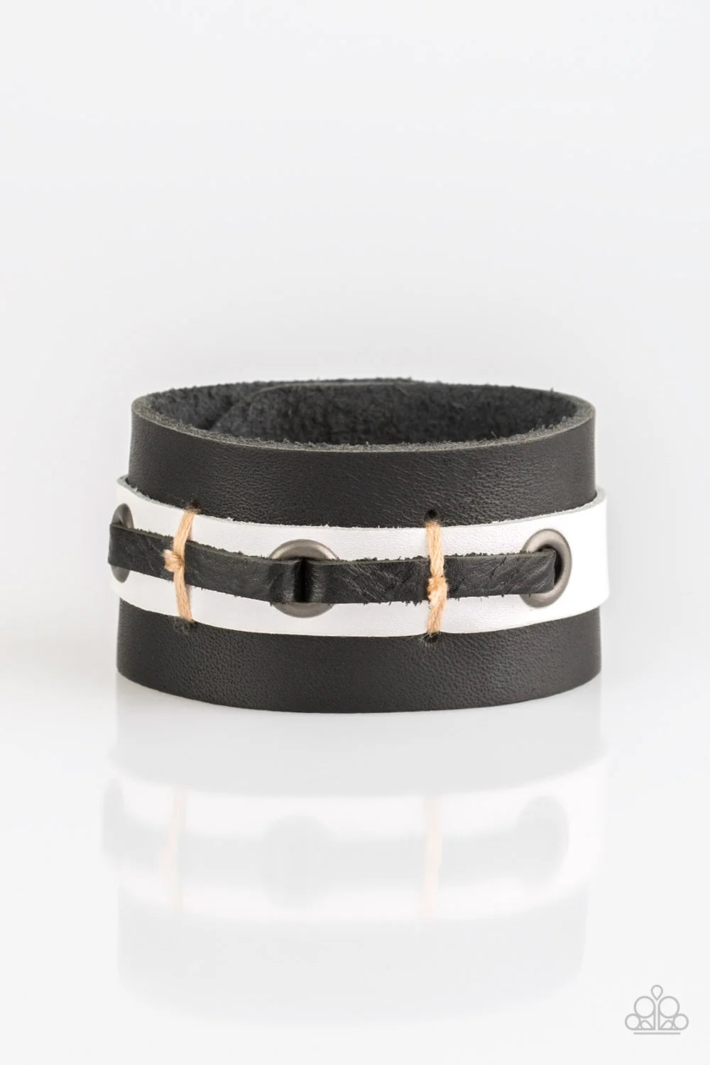 Paparazzi ♥ Bear Lake - Black ♥ Bracelet