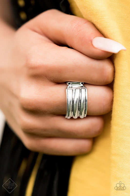 Paparazzi ♥ Rough Around The Edges - Silver ♥ Ring