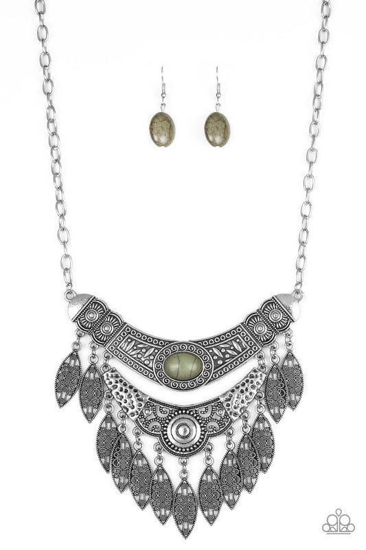 Paparazzi ♥ Island Queen - Green ♥ Necklace