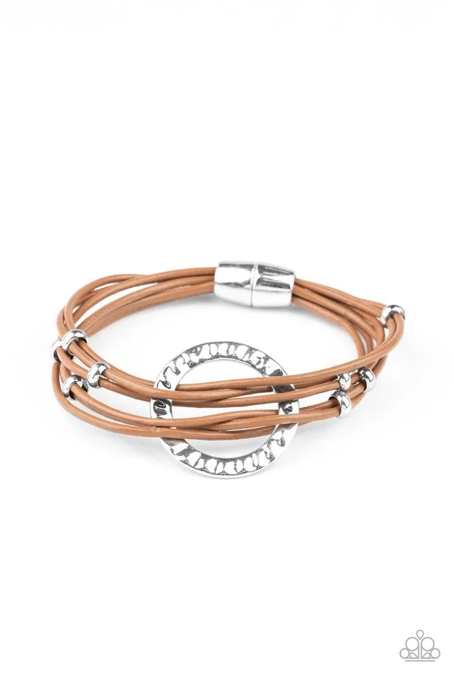 Paparazzi ♥ Magnetic Muse - Brown ♥ Bracelet