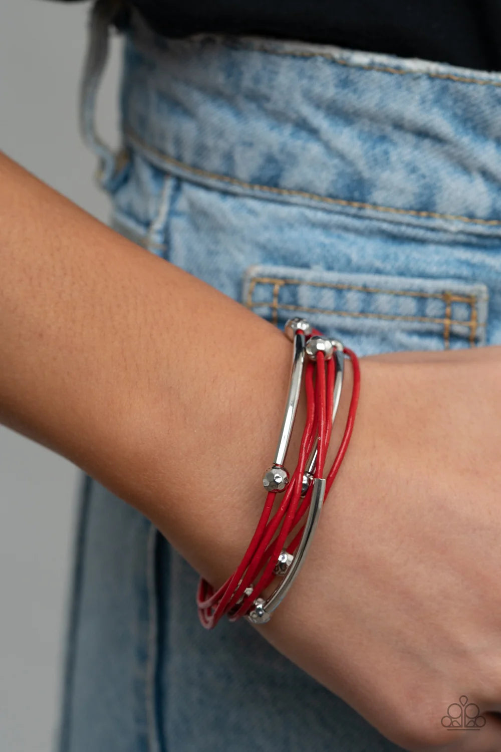 Paparazzi ♥ Magnetically Modern - Red ♥ Bracelet