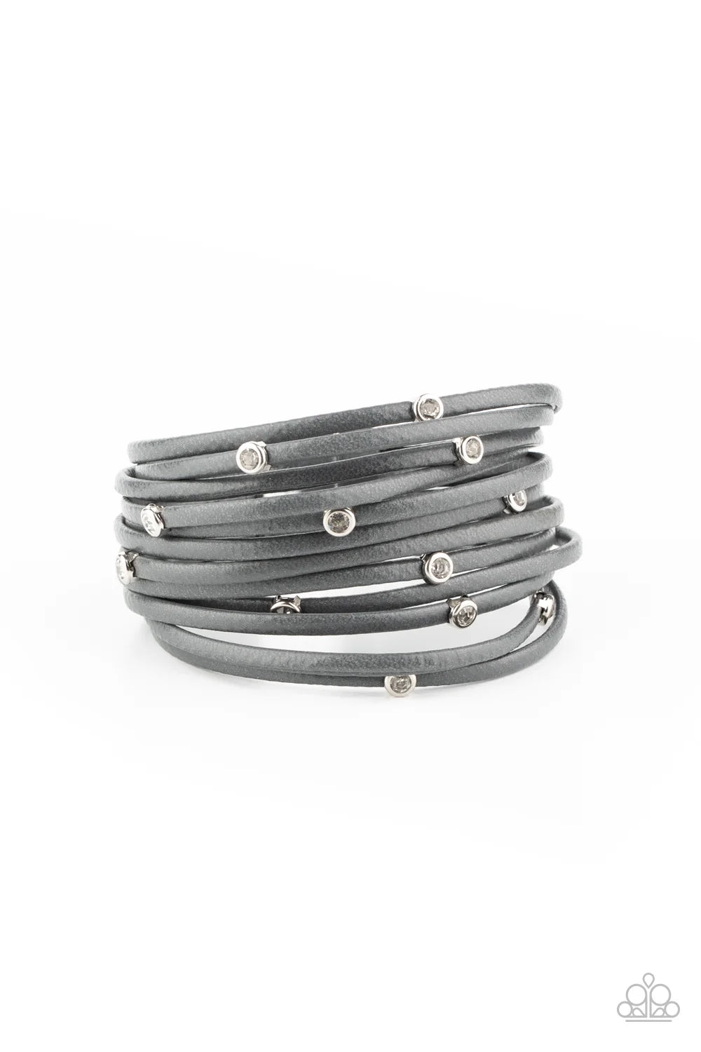 Paparazzi ♥ Fearlessly Layered - Silver ♥ Bracelet