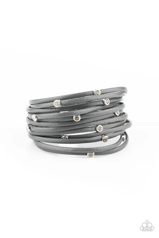 Paparazzi ♥ Fearlessly Layered - Silver ♥ Bracelet