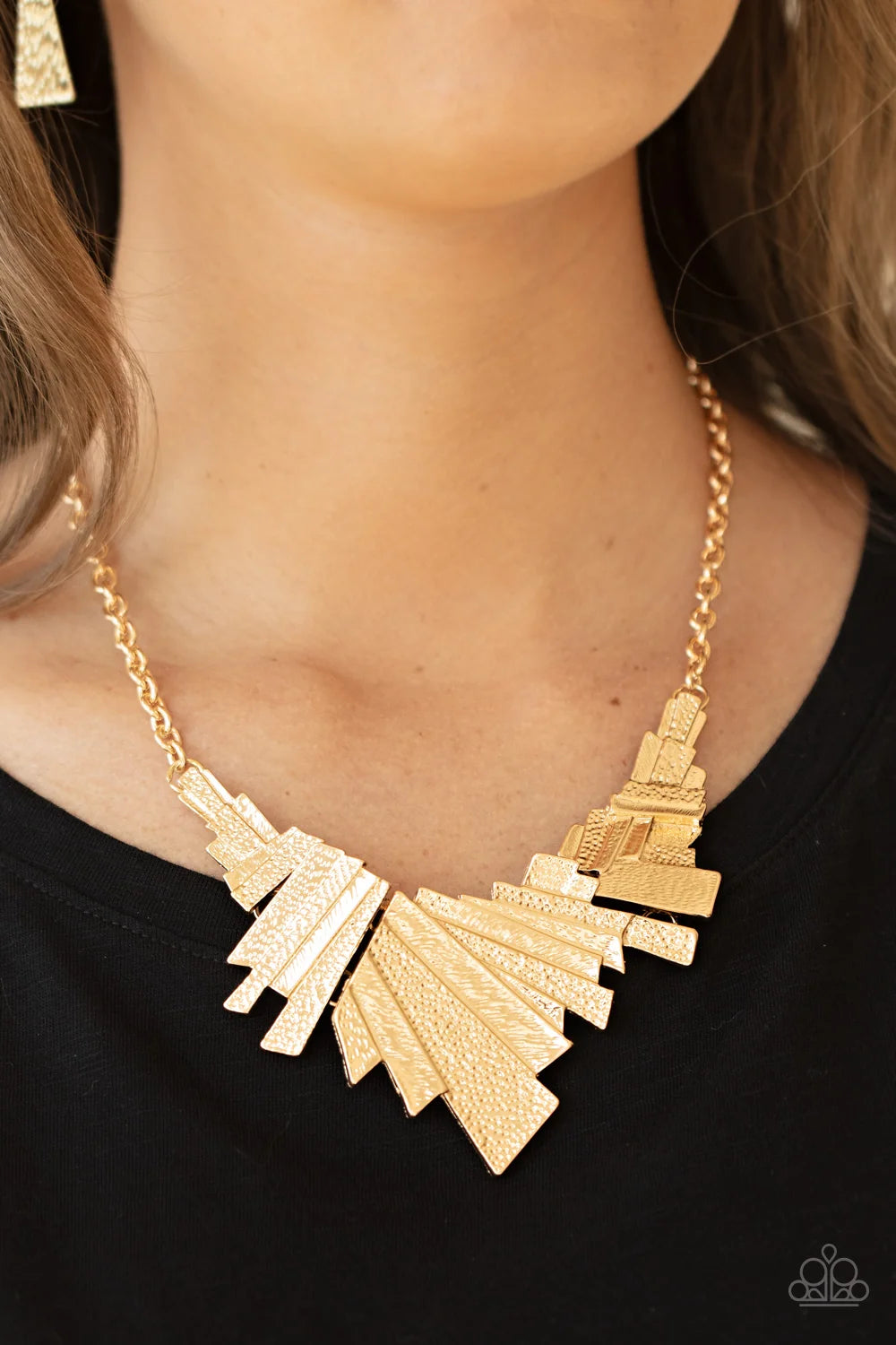 Paparazzi ♥ Happily Ever AFTERSHOCK - Gold ♥ Necklace