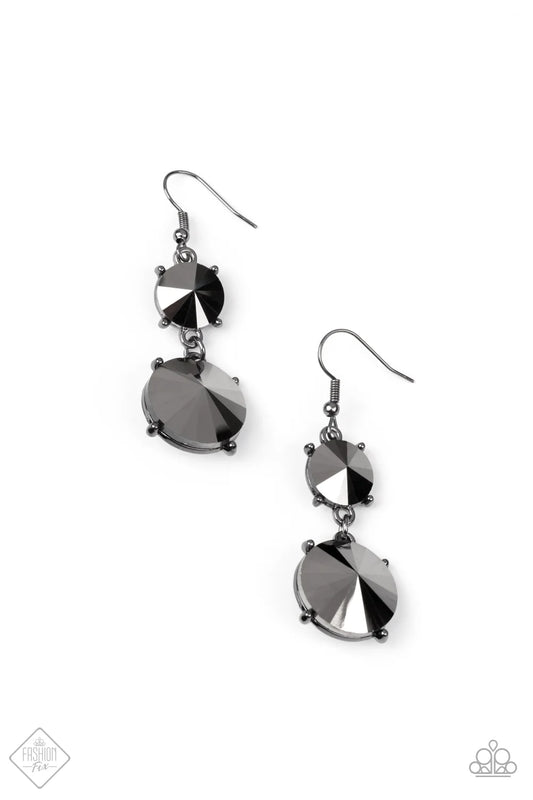 Paparazzi ♥ Sizzling Showcase - Black ♥ Earrings