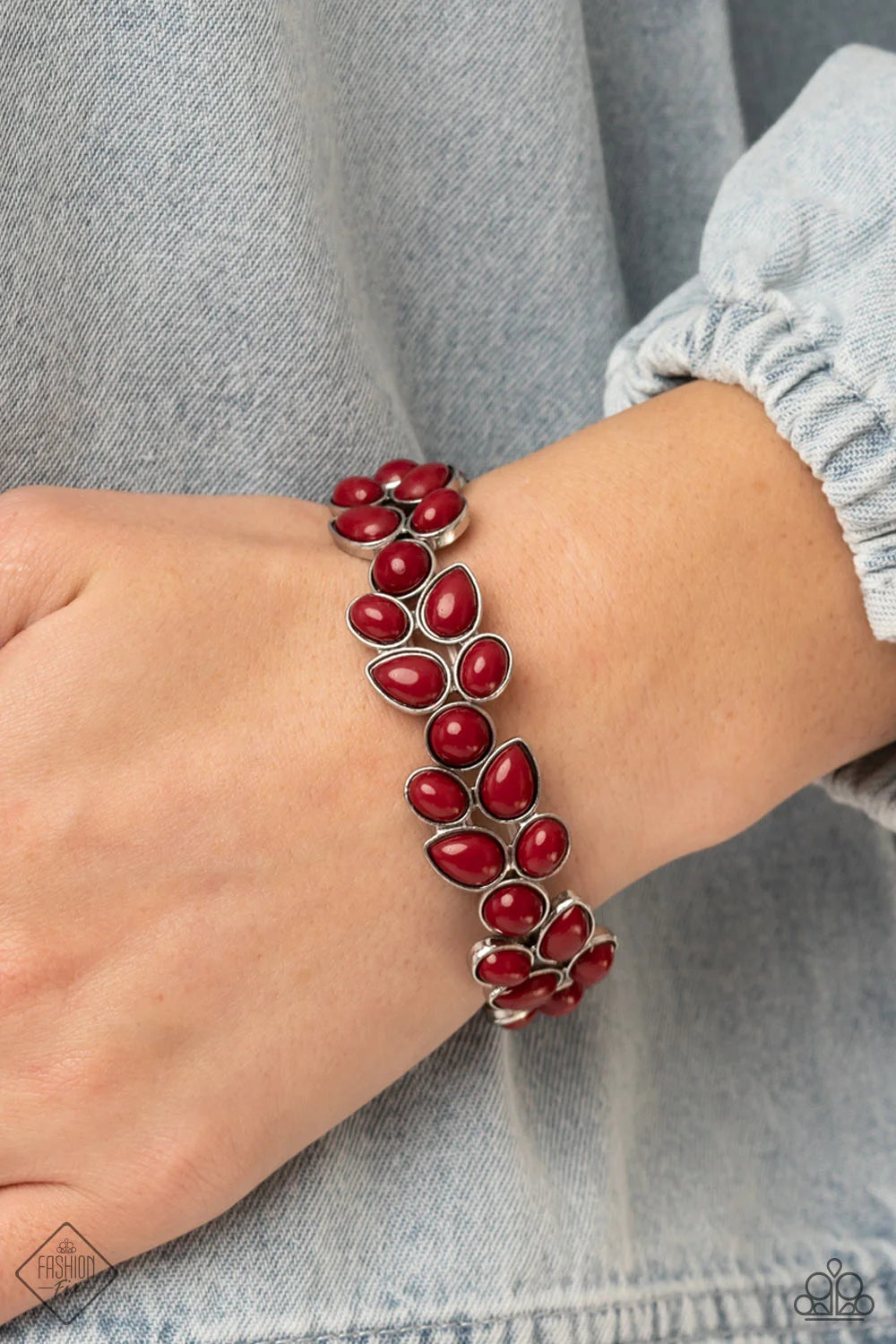 Paparazzi ♥ Marina Romance - Red ♥ Bracelet