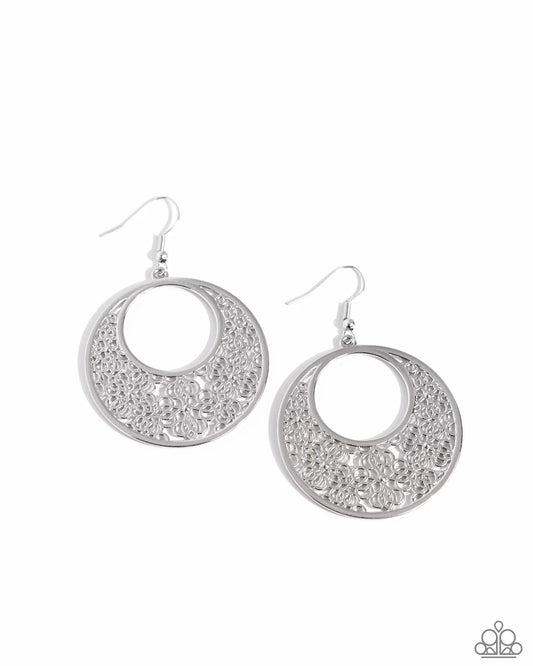 Paparazzi ♥ Mandala Paradise - Silver ♥ Earrings