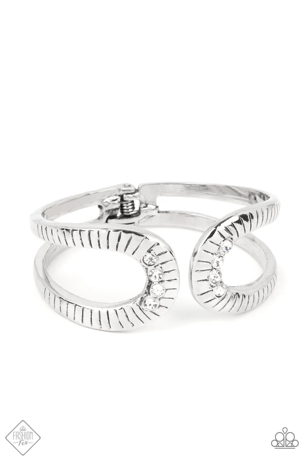 Paparazzi ♥ Desert Prosperity - White ♥ Bracelet