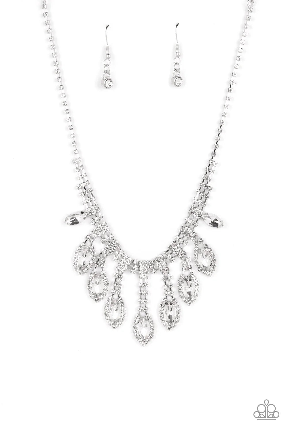 Paparazzi ♥ REIGNING Romance - White ♥ Necklace