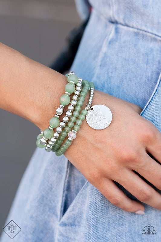 Paparazzi ♥ Surfer Style - Green ♥ Bracelet