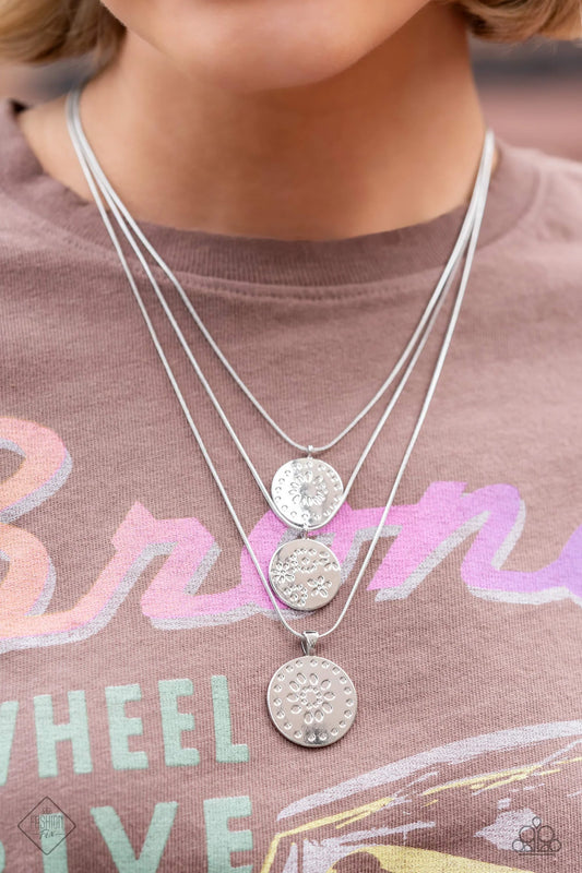 Paparazzi ♥ Caviar Charm - Silver ♥ Necklace