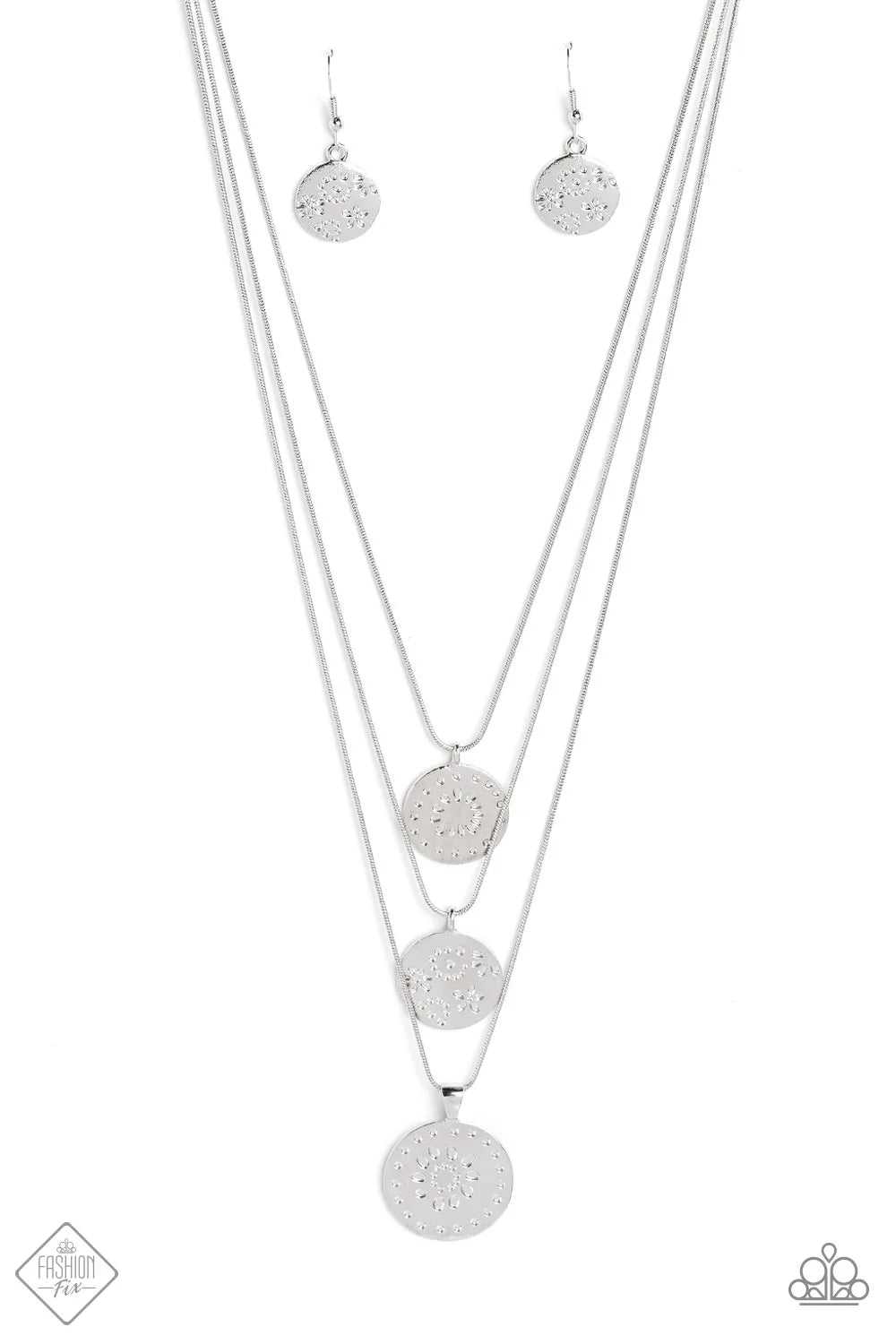 Paparazzi ♥ Caviar Charm - Silver ♥ Necklace