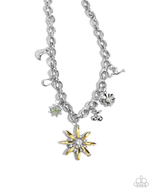 Paparazzi ♥ Elegant Encore - Yellow ♥ Necklace